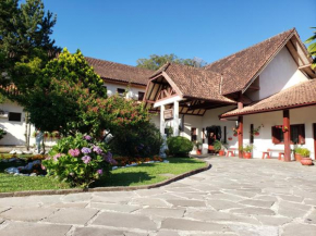 Гостиница Hotel Pousada das Flores  Грамаду